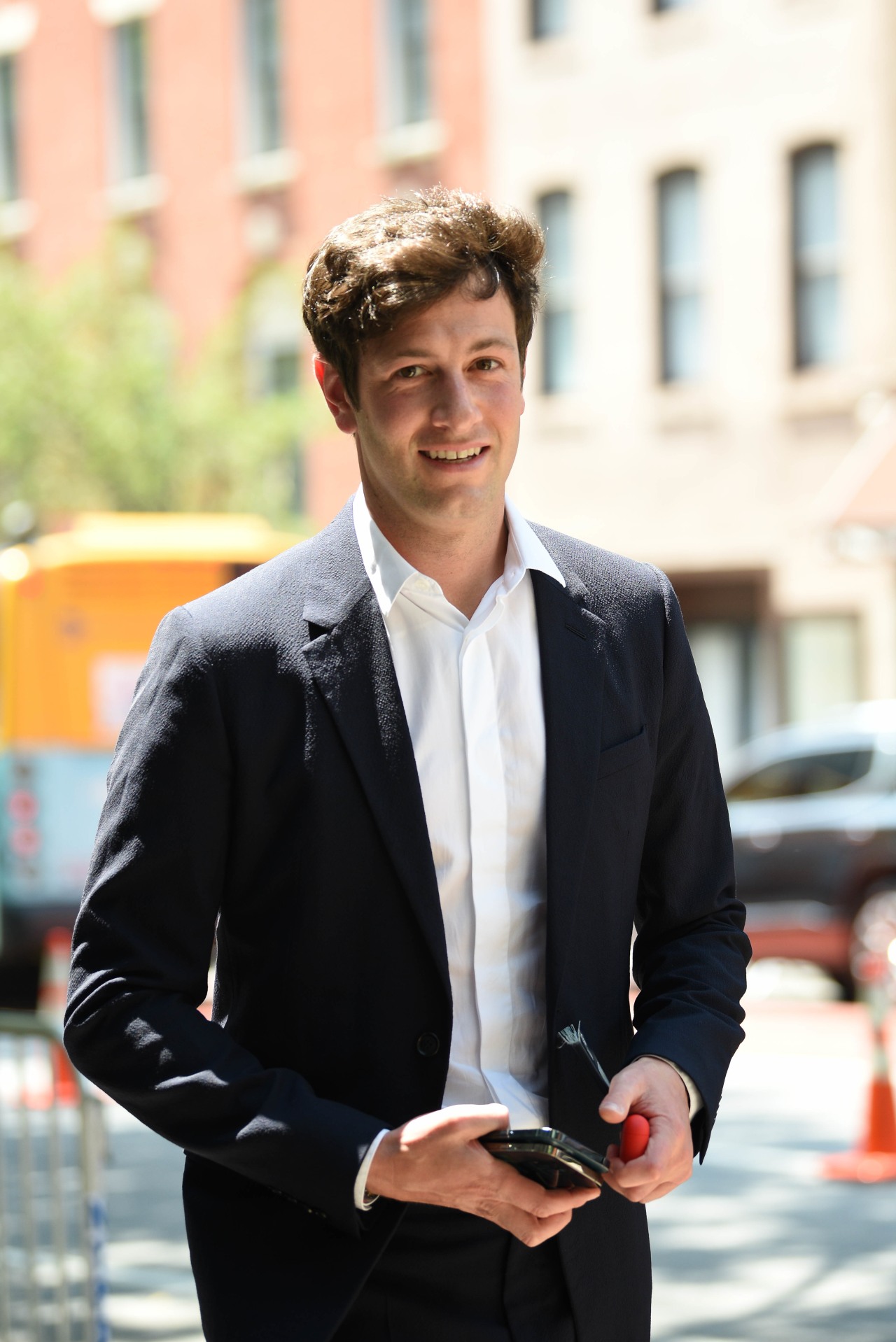 The other Kushner steps into the spotlight with $12.5 billion Lakers deal