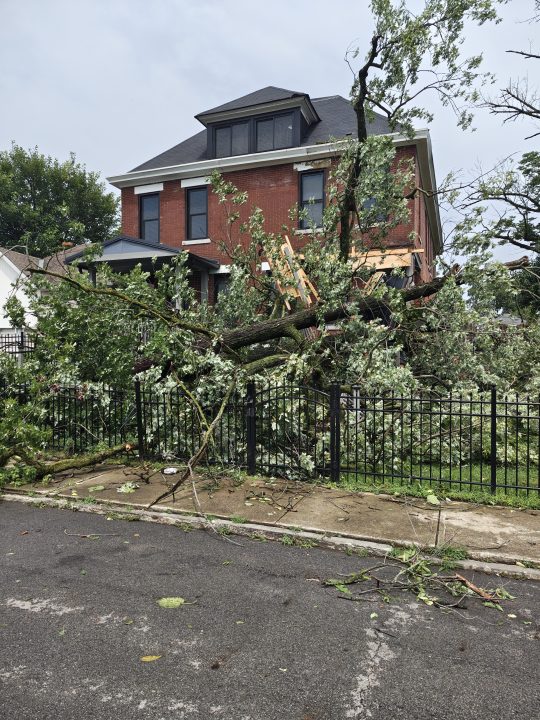 How to spot scammers amid Columbus storm cleanup offers