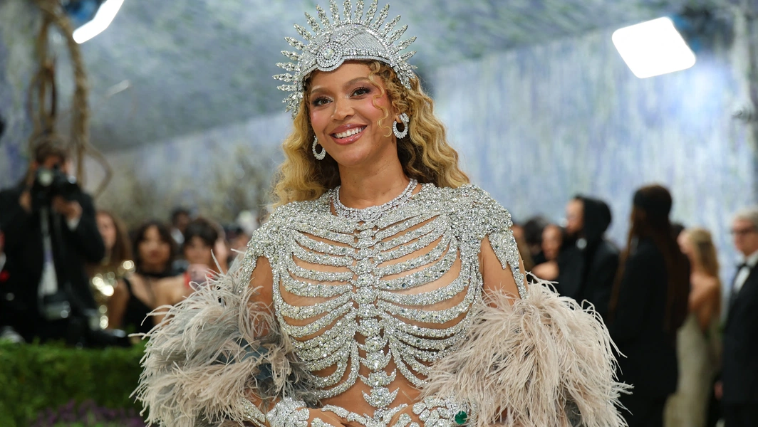 Beyoncé’s 2026 return to fashion and music