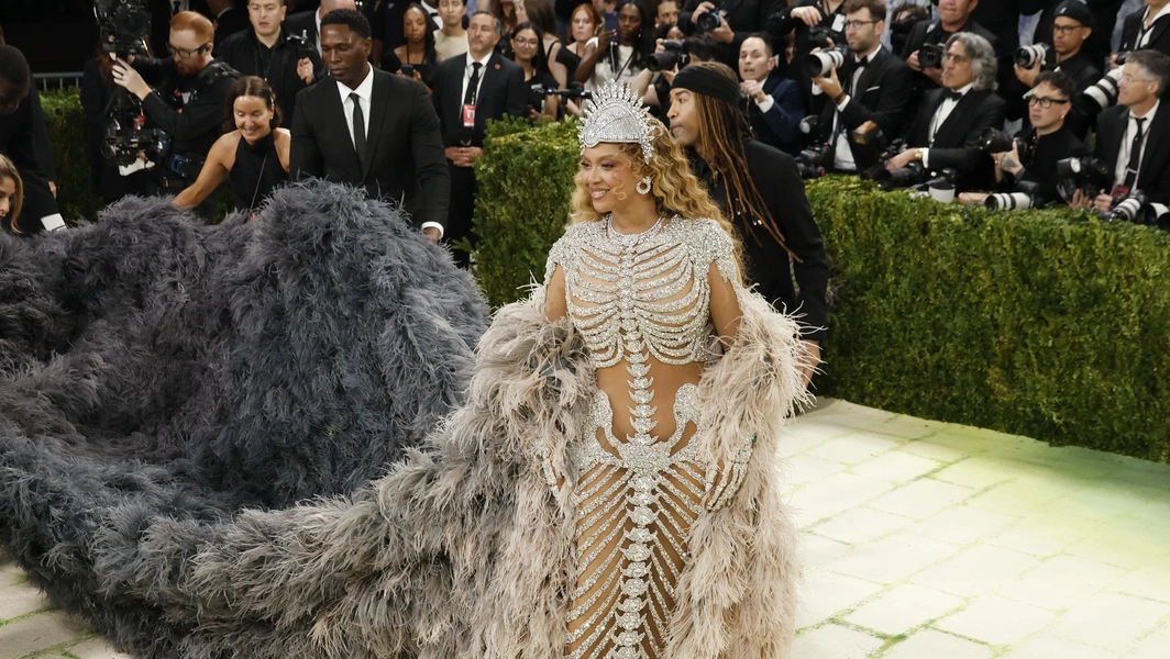 Beyoncé’s 2026 return to fashion and music