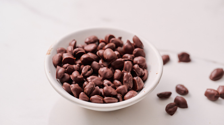 Chocolate-covered espresso beans recipe
