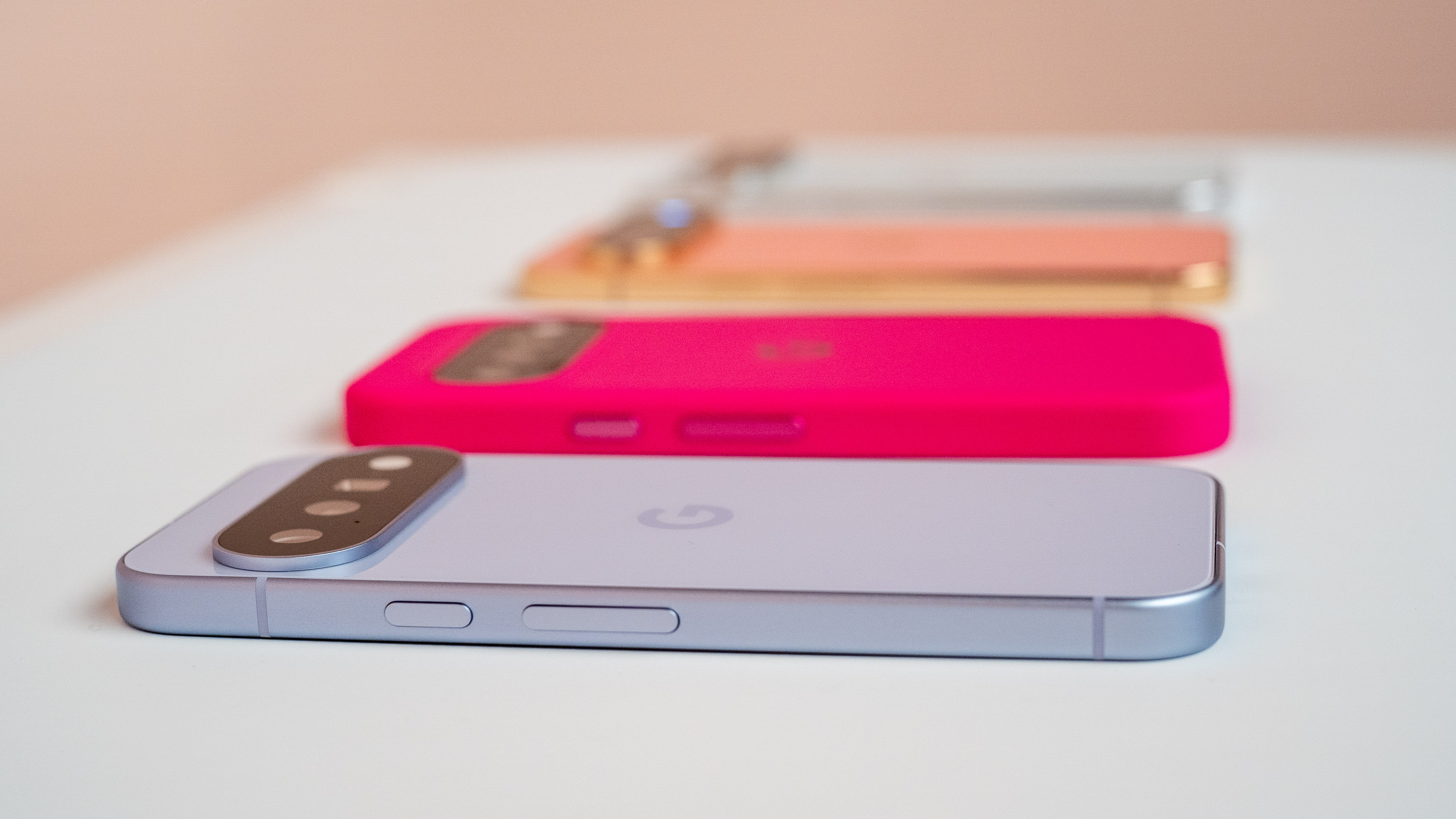 Google's Pixel phones are getting a tap-to-share feature for contact info and more