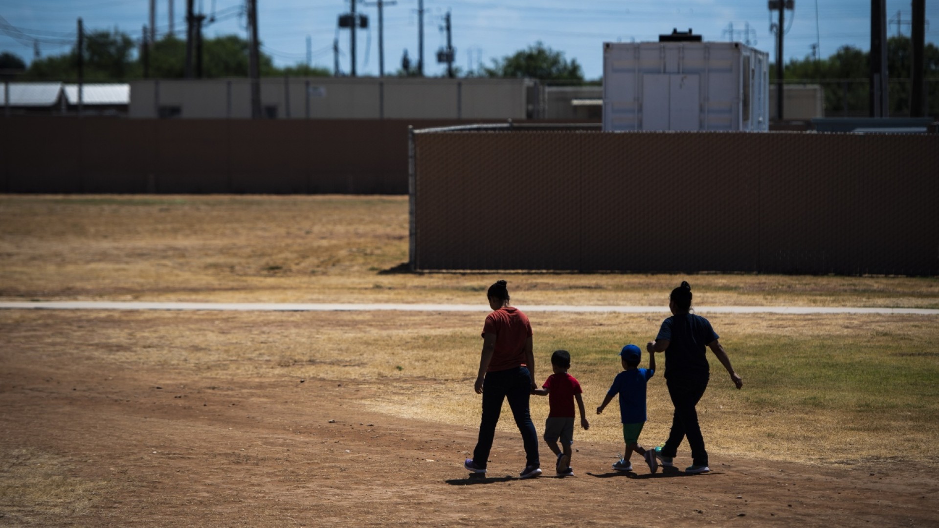 Parents are giving up green card fights to get their kids out of ...