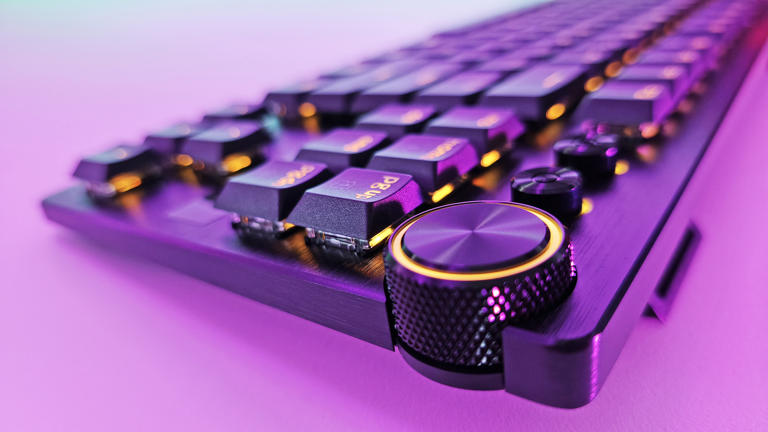 Razer Huntsman V3 Pro low‑profile TKL review