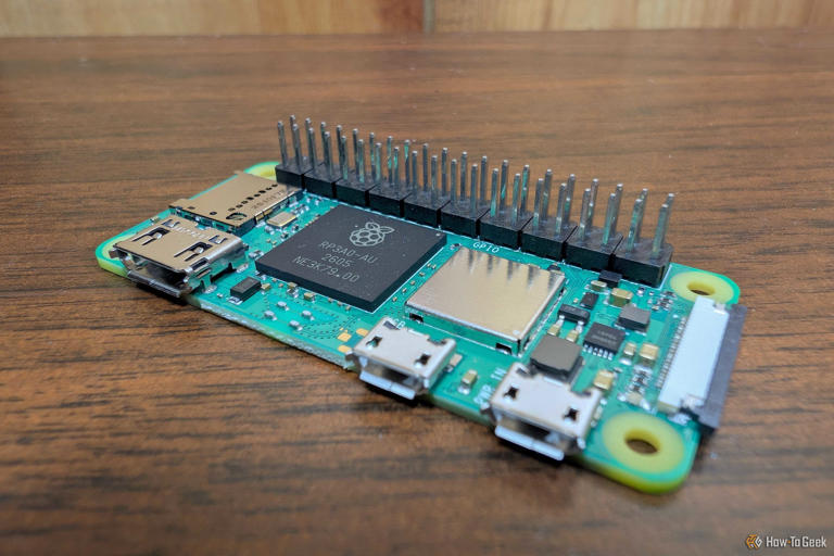 5 things a Raspberry Pi can do that a mini PC can't