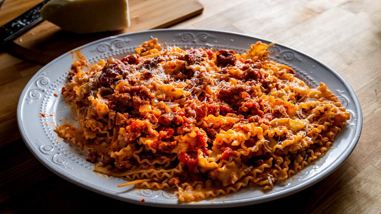 I can't stop making this spicy Italian sausage ragu