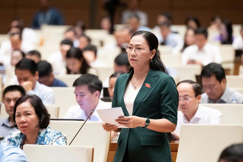 Muốn y tế cơ sở hoạt động hiệu quả phải đủ người, đủ thuốc, đủ thiết bị