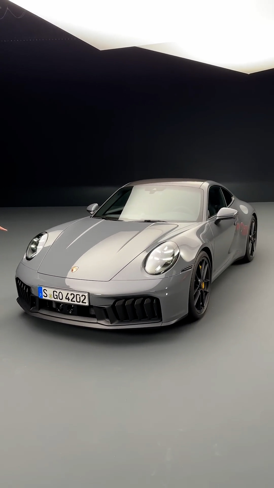 Porsche 911 GTS hybrid system brings major performance changes