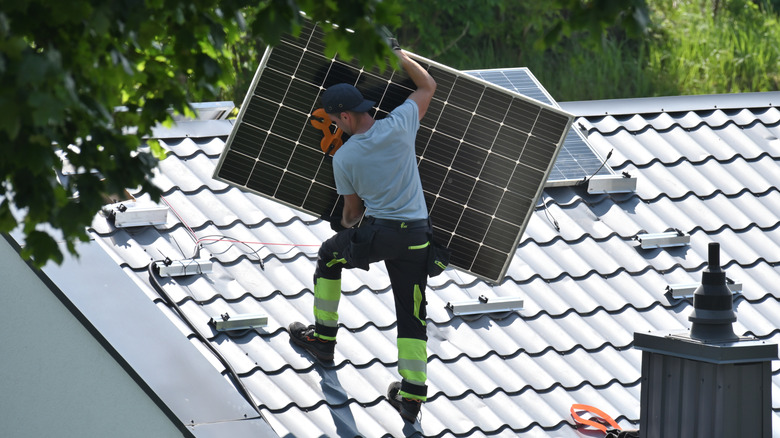 Do solar panels work in the shade?