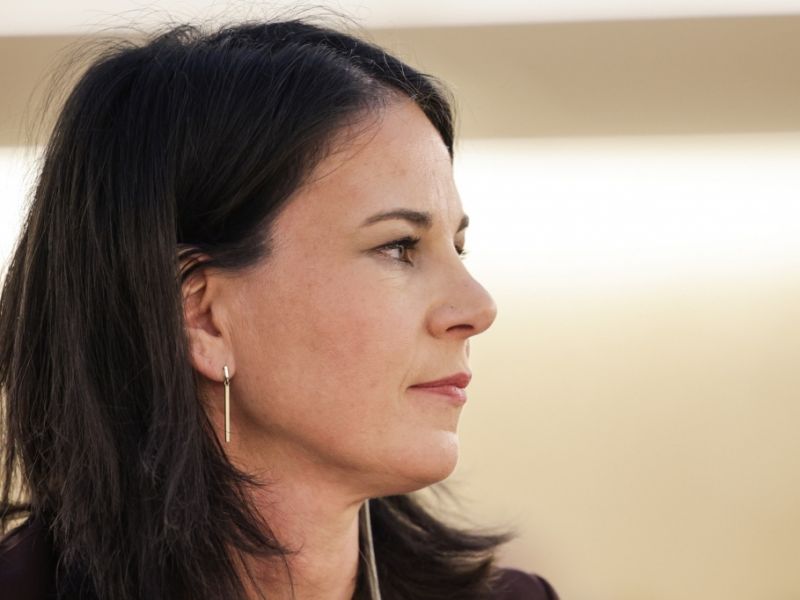 annalena-baerbock-news-unverantwortlich-usa-und-russland-schie-en