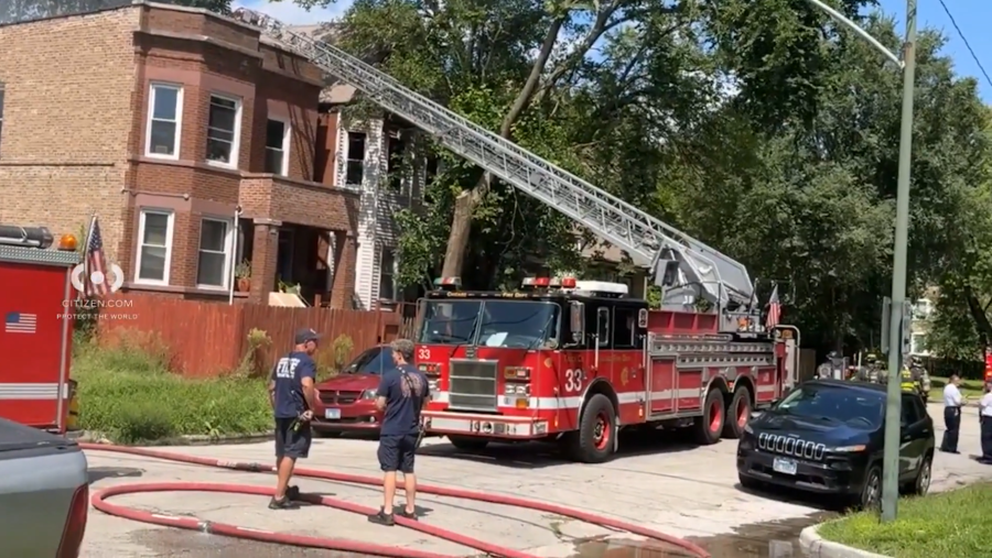 'Hell broke loose': 4 firefighters injured in Back of the Yards fire