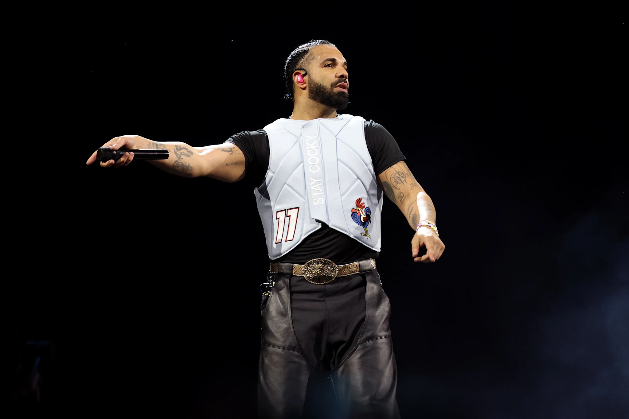 Drake rents out Toronto's Casa Loma castle for private sushi date with Pinkchyu