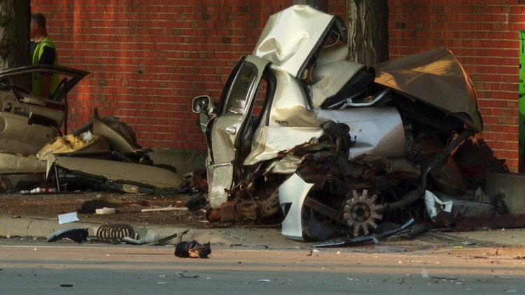 Man dead, toddler injured following car crash in Cleveland's Central neighborhood