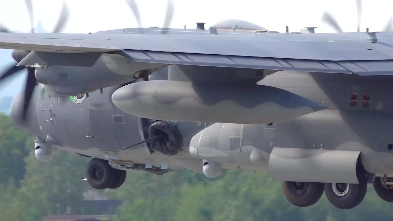 Why crowd couldn't believe a secret spy plane was flying overhead