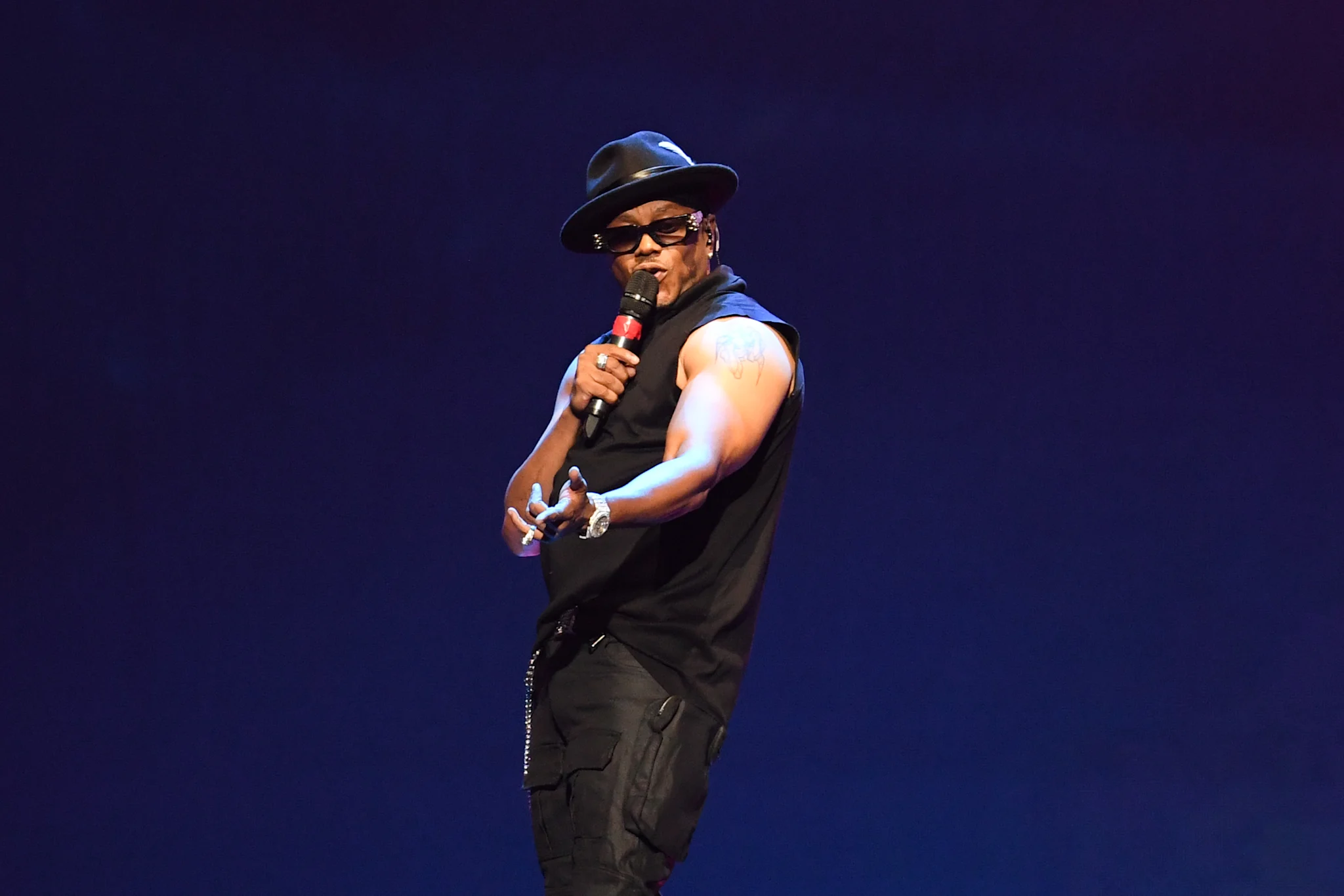 Donell Jones brings out 702 to perform Get It Together at Verzuz battle against Joe