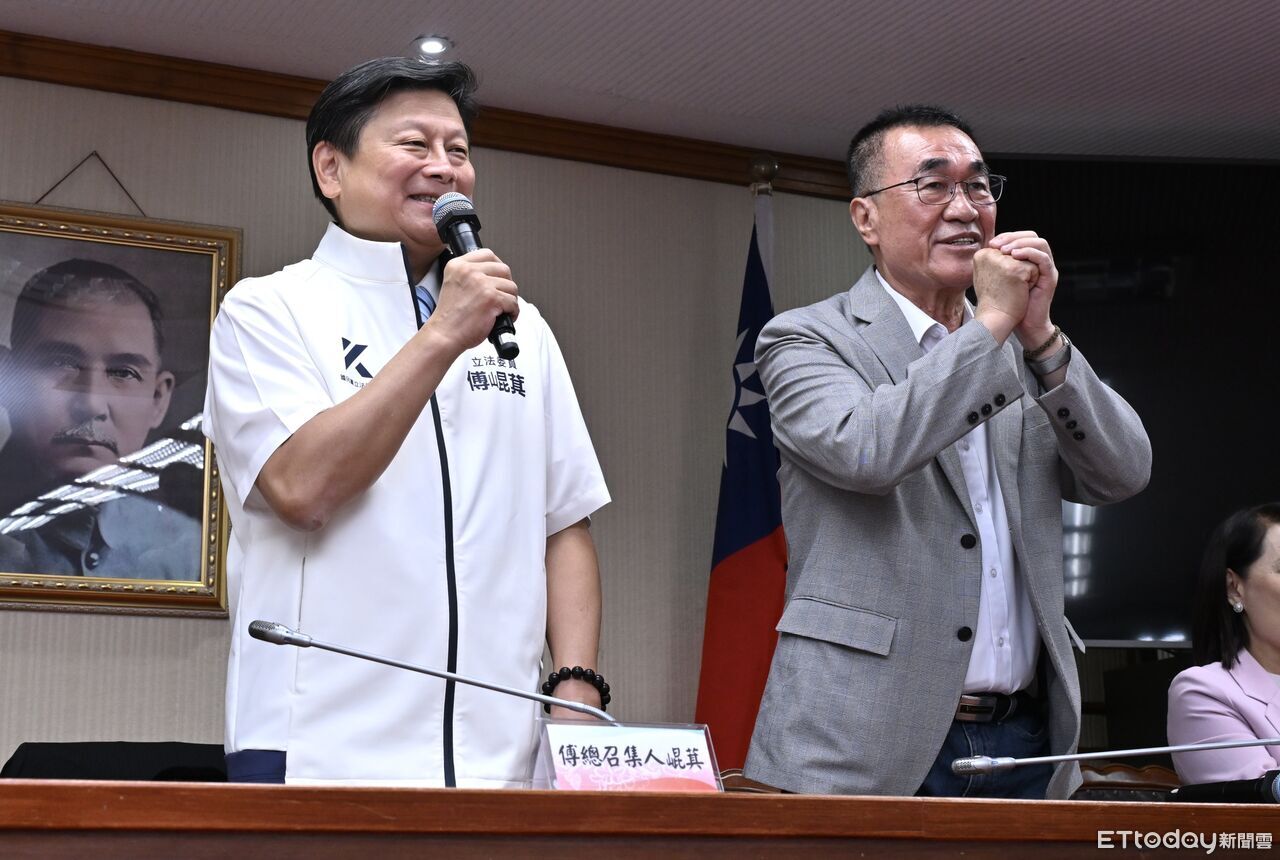 市區公車營收第一! 李四川又搞錯新北公車 稱307經三峽走高速公路