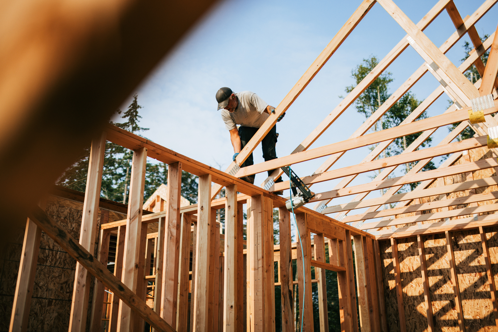 Here's how workplace activity may affect dementia risk