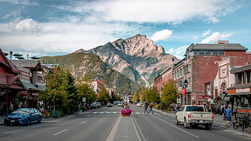 these-are-the-world-s-most-beautiful-summer-cities-according-to-eye