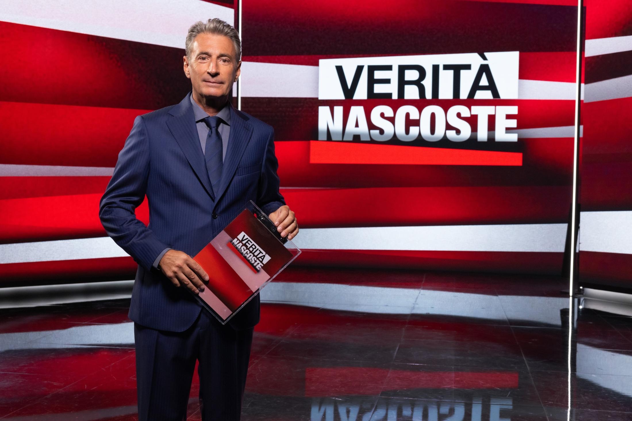 Al via con tre programmi su Retequattro e Canale 5: "In Rai cose così non si possono fare"