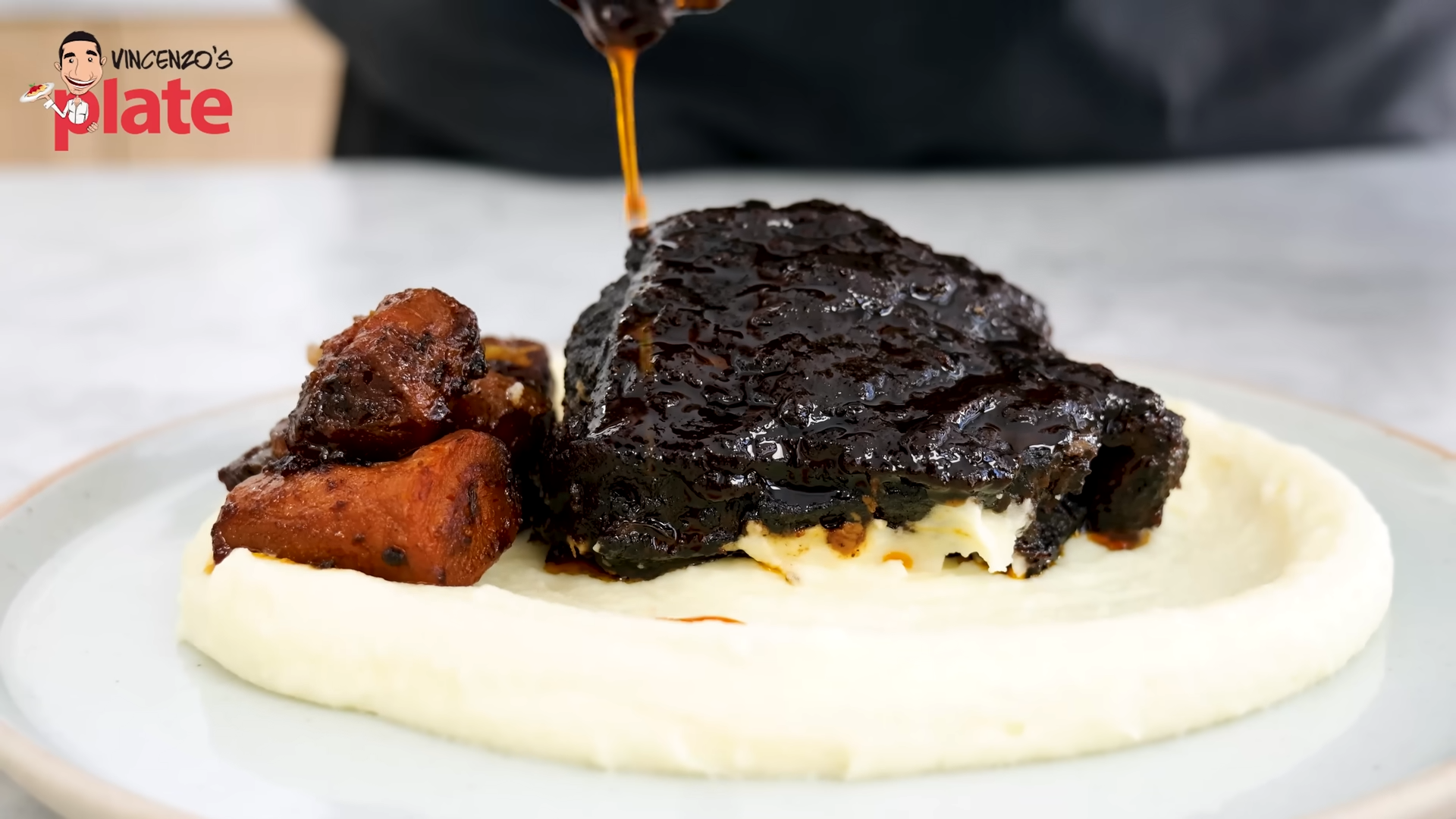 This is how Italians make beef so tender you can eat it with a spoon ...