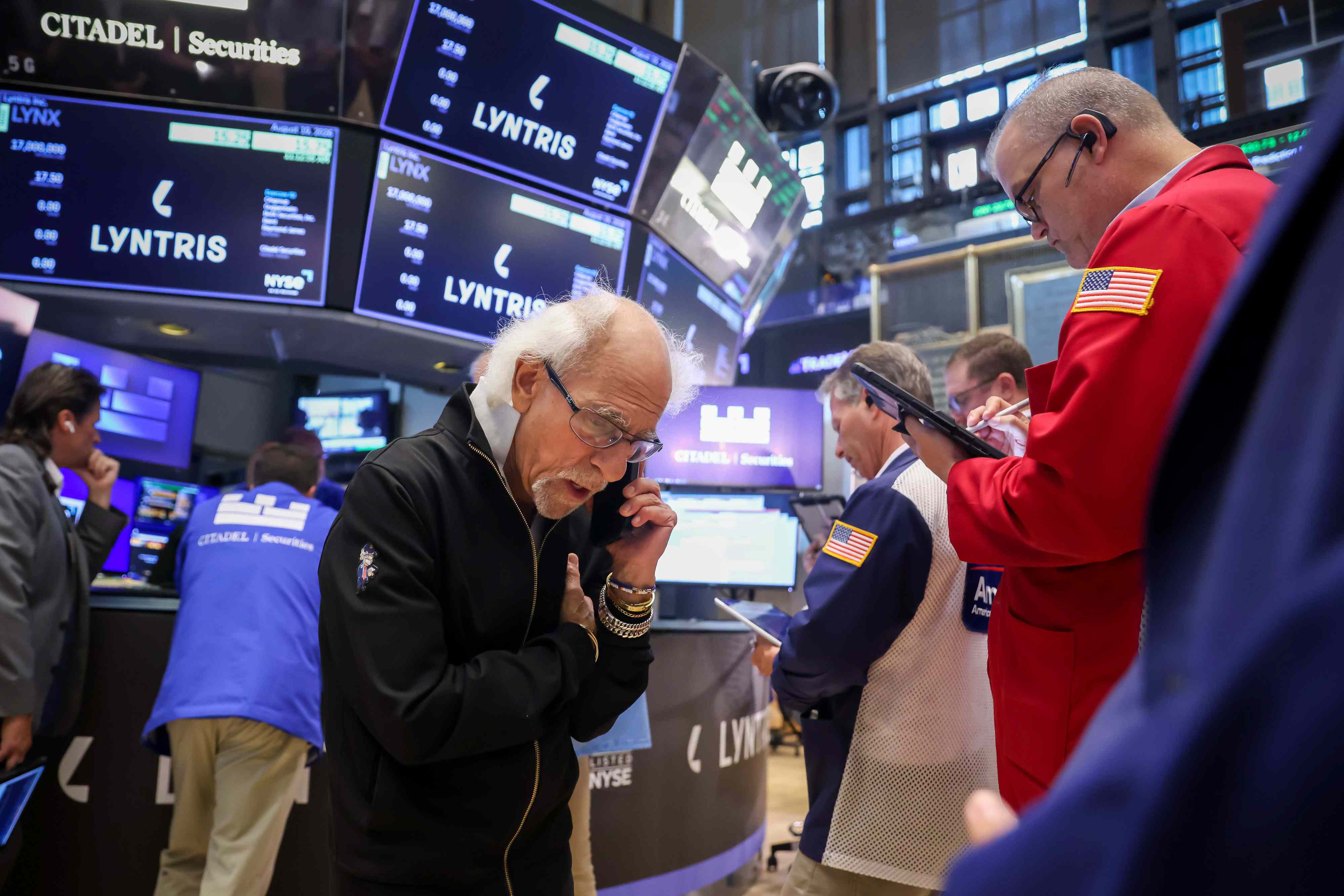 Stock market today: Stock futures rise at end of turbulent week as Treasury yields, oil prices hold steady