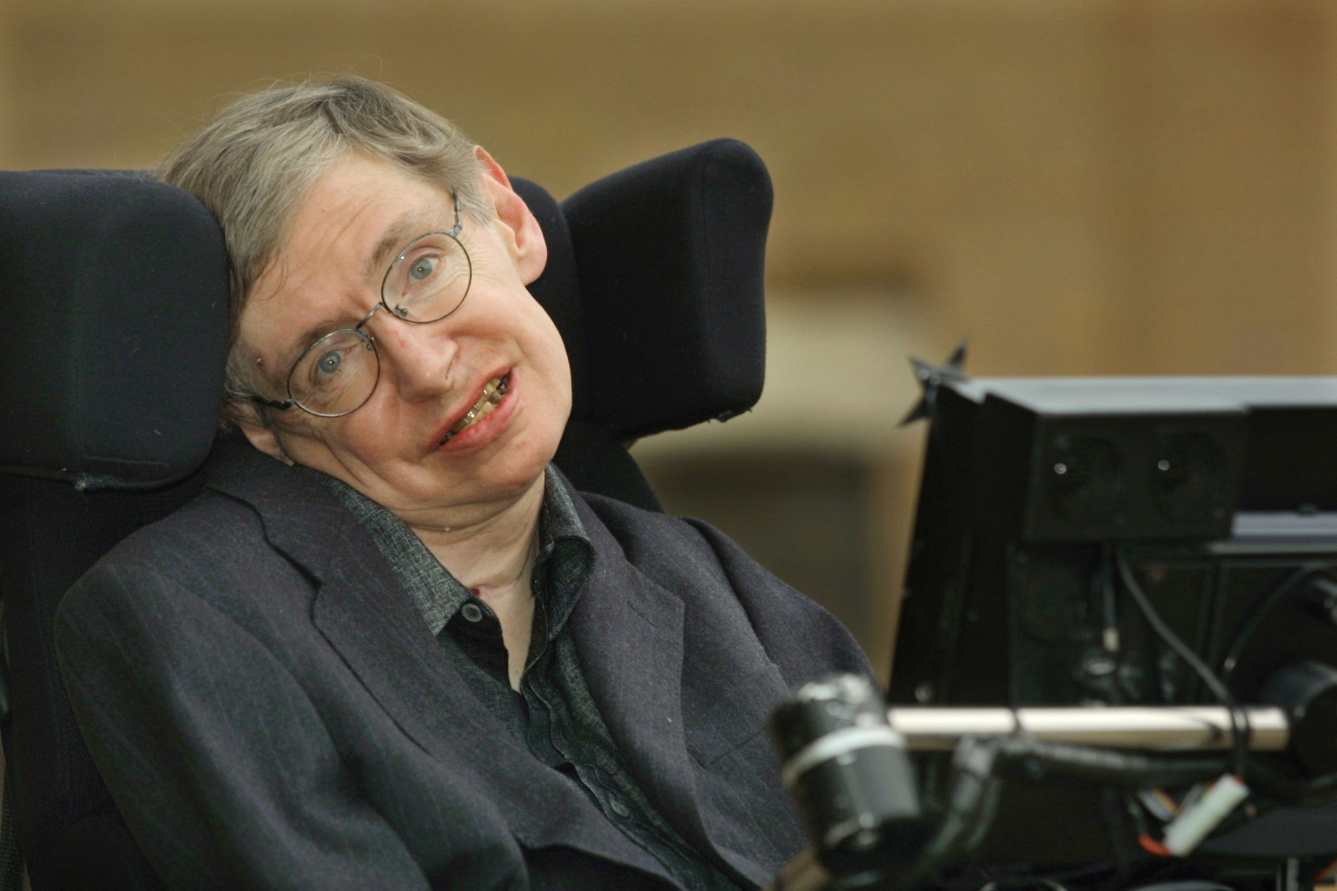 stephen-hawking-s-predictions-are-they-coming-true