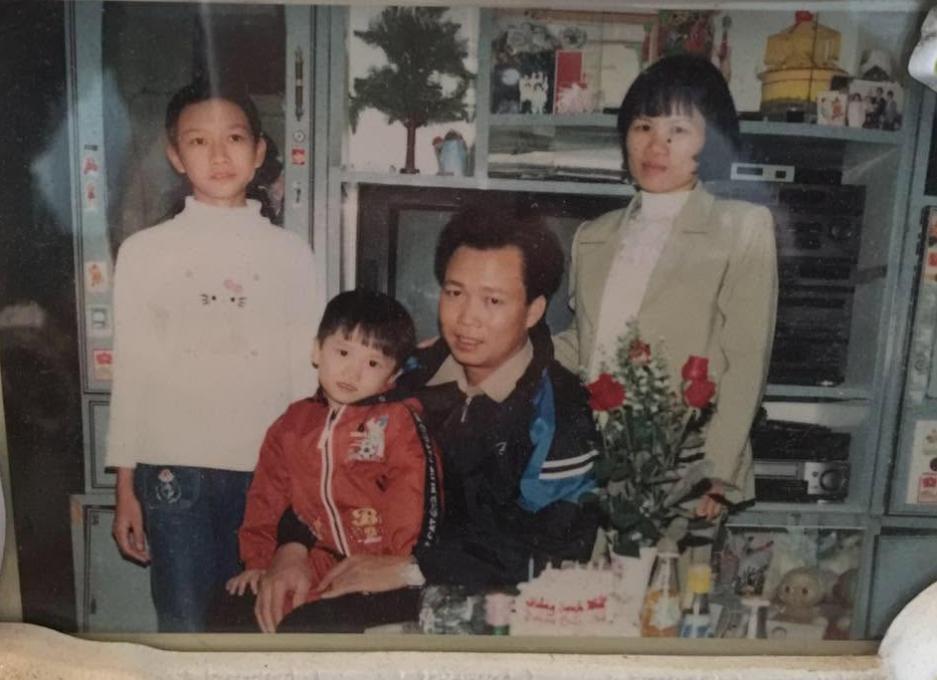 Tiền vệ Nguyễn Hoàng Đức: 'Mẹ là bệ phóng đời tôi'
