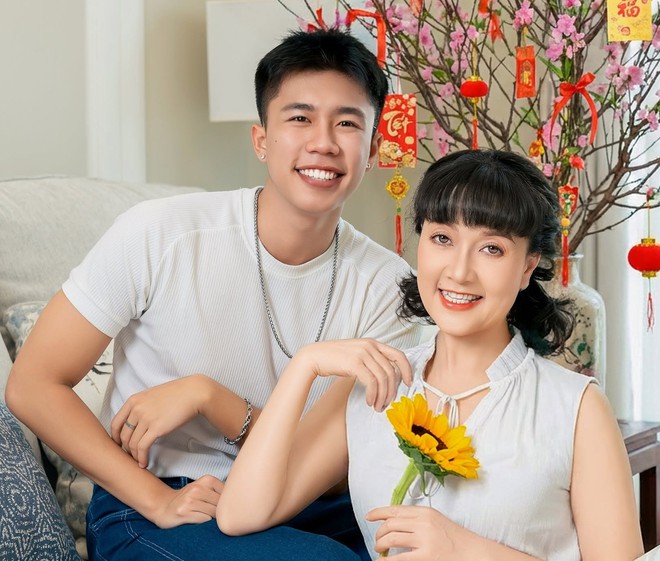 Vân Dung từng 'sốc toàn tập' khi Long Vũ theo nghề mẹ