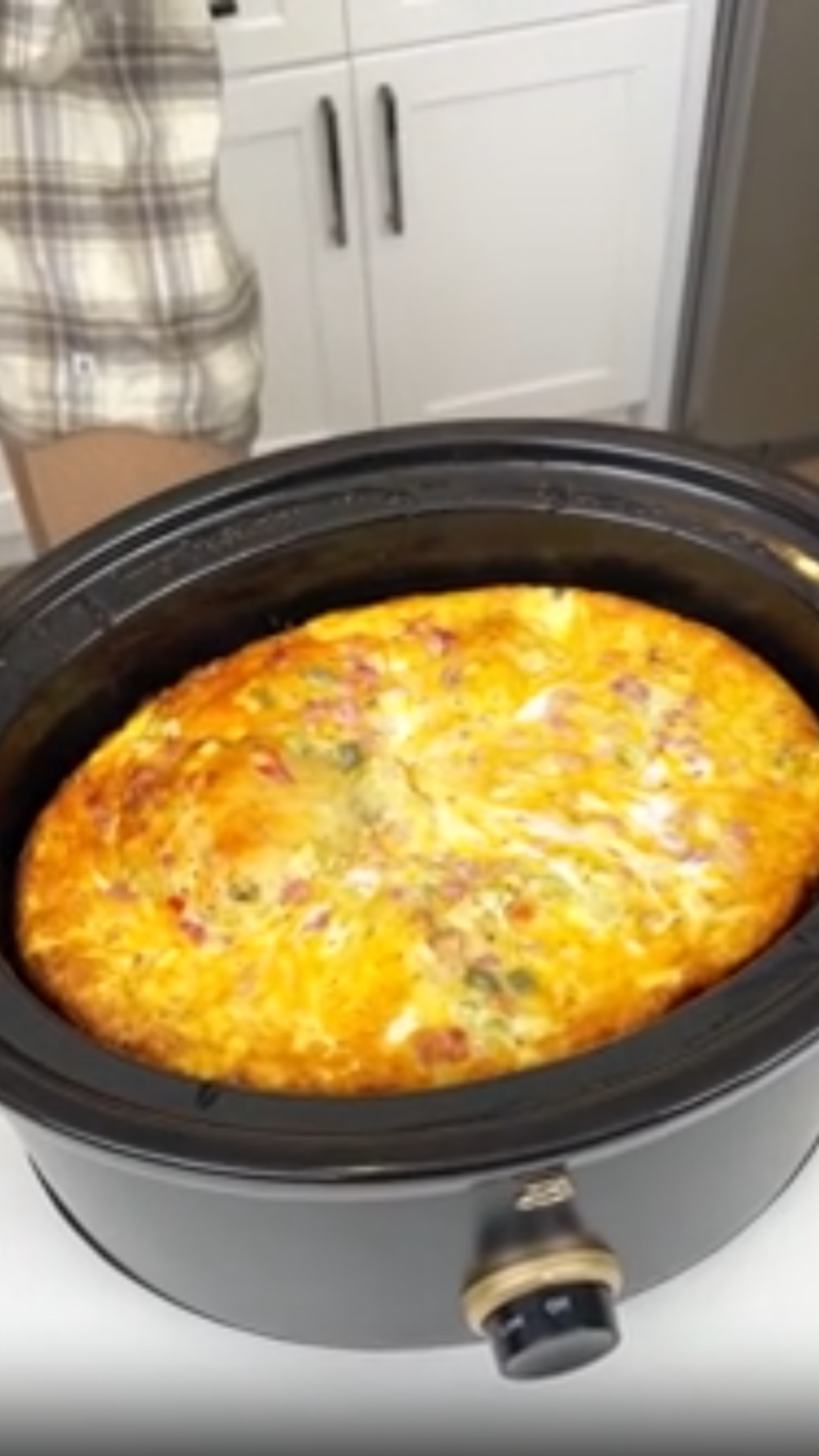 This easy crockpot breakfast practically makes itself