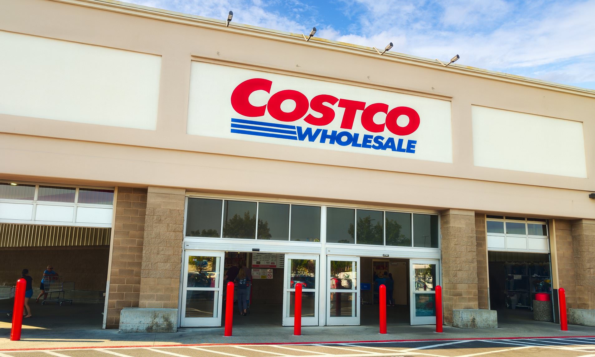 Costco customers mourn as staple neighborhood location bites the dust