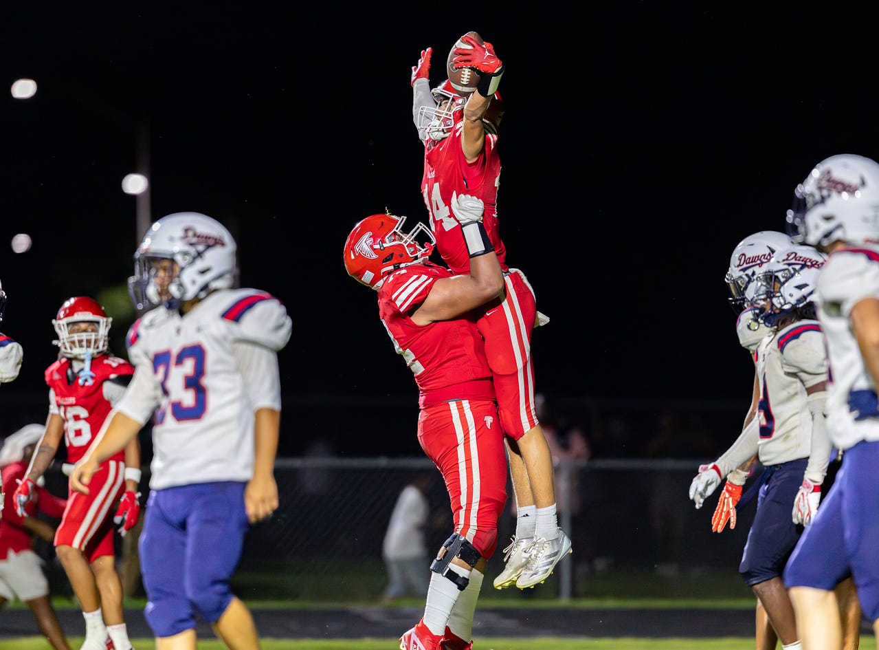 Top high school football photos as the 2026 season gets underway