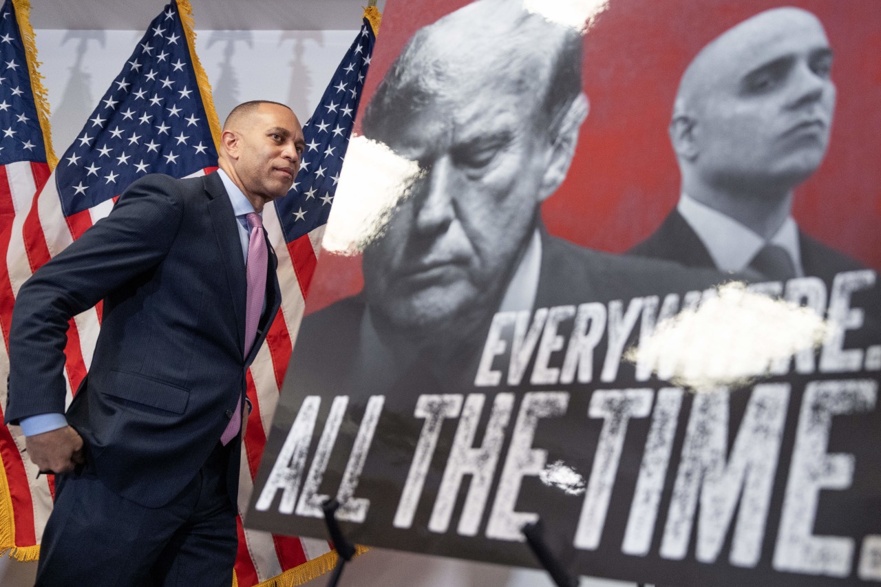 Democrats are gearing up for a wave of investigations into Trump and his allies
