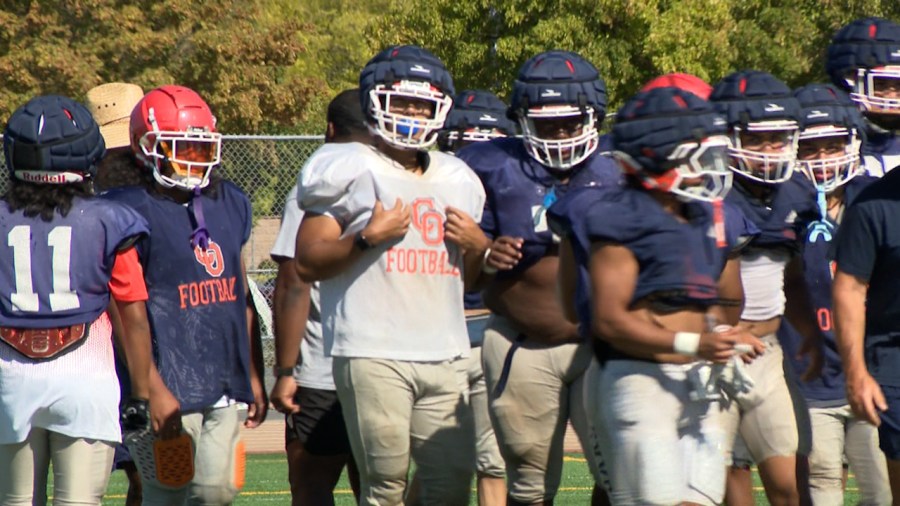 High school football previews: Cosumnes Oaks Wolfpack