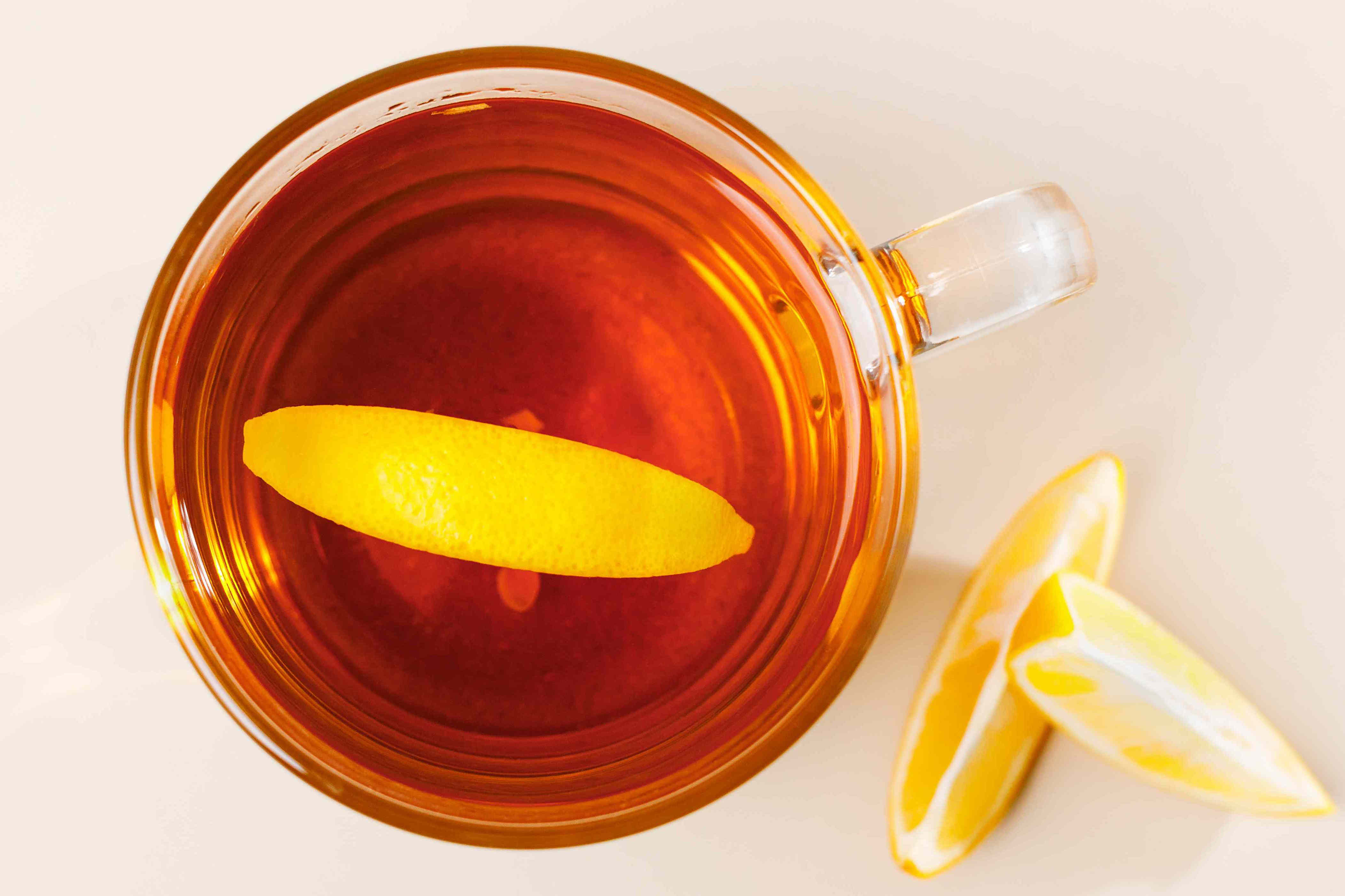 The best tea to drink after dinner for digestion, according to a dietitian