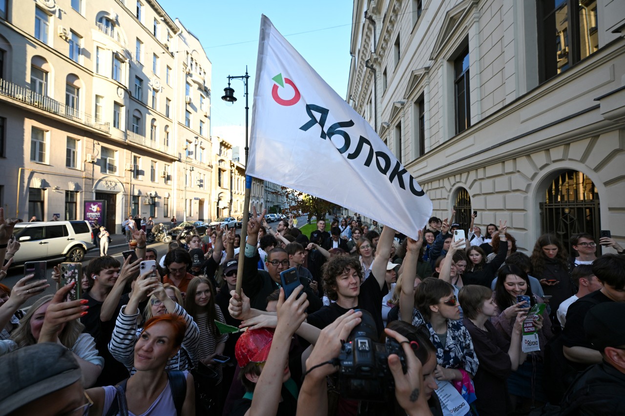 The fall of Russia's only antiwar party has exposed Putin's vulnerability