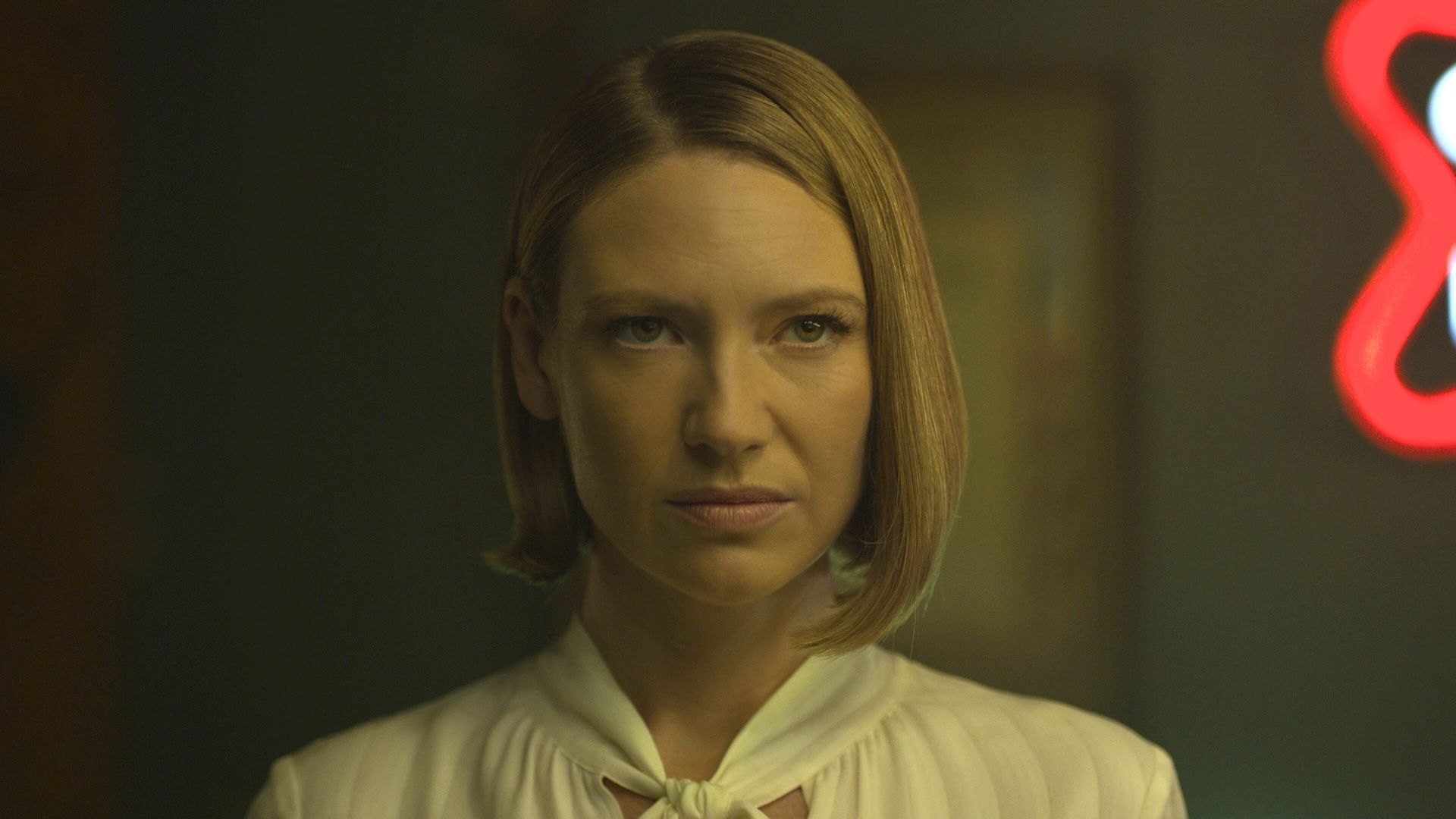 Netflix's 19-episode psychological thriller deserves even more than its 97% score on Rotten Tomatoes
