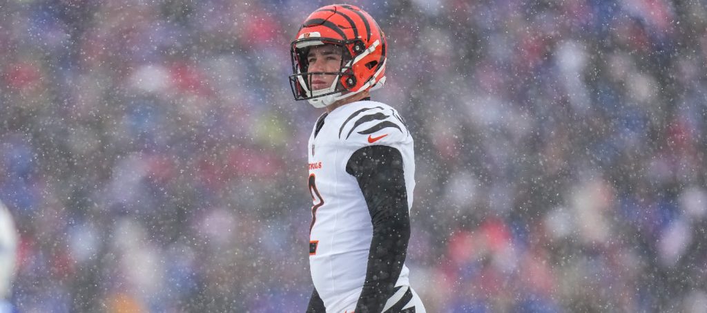 Top 4 fantasy football waiver wire pickups: kickers (week 8)