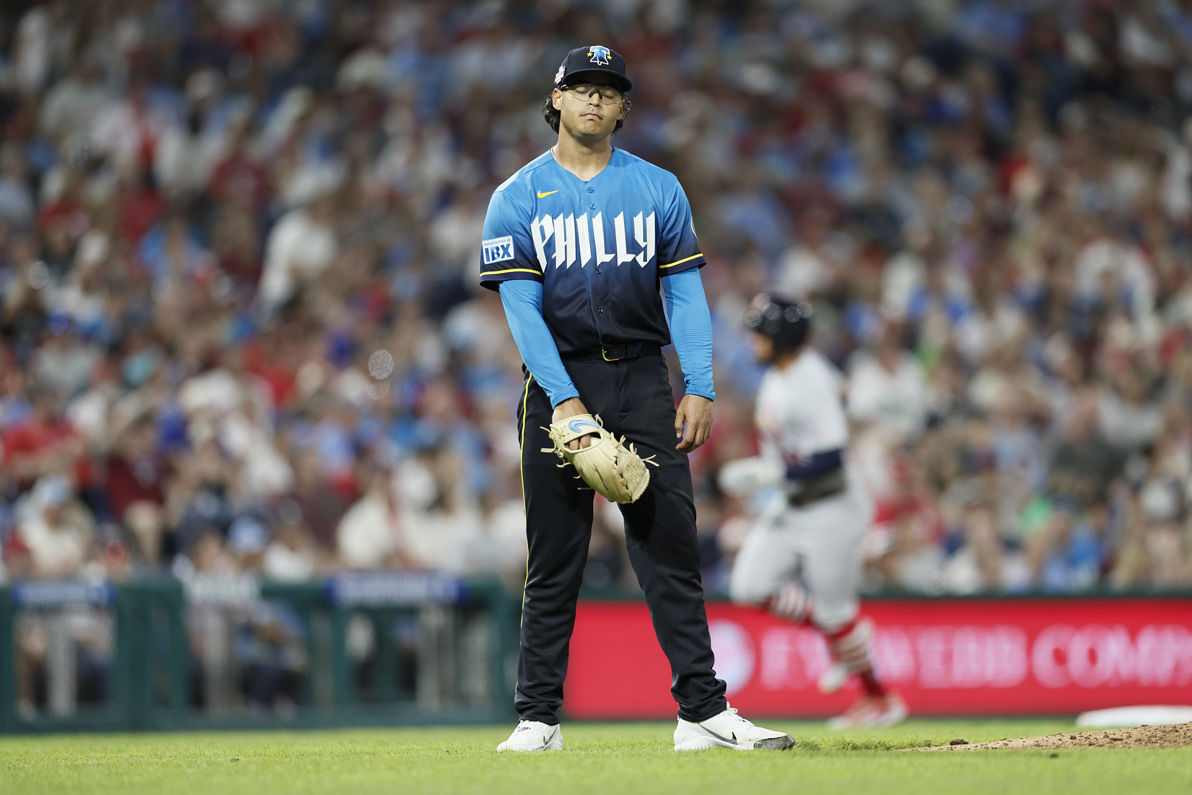 Alec Bohm's walk-off triple vs. Cardinals in extras gives Phillies their seventh straight win