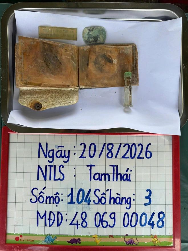 Đã tìm ra cô gái trong bức ảnh dưới mộ liệt sĩ ở Đà Nẵng, người này đang sống ở Bắc Ninh