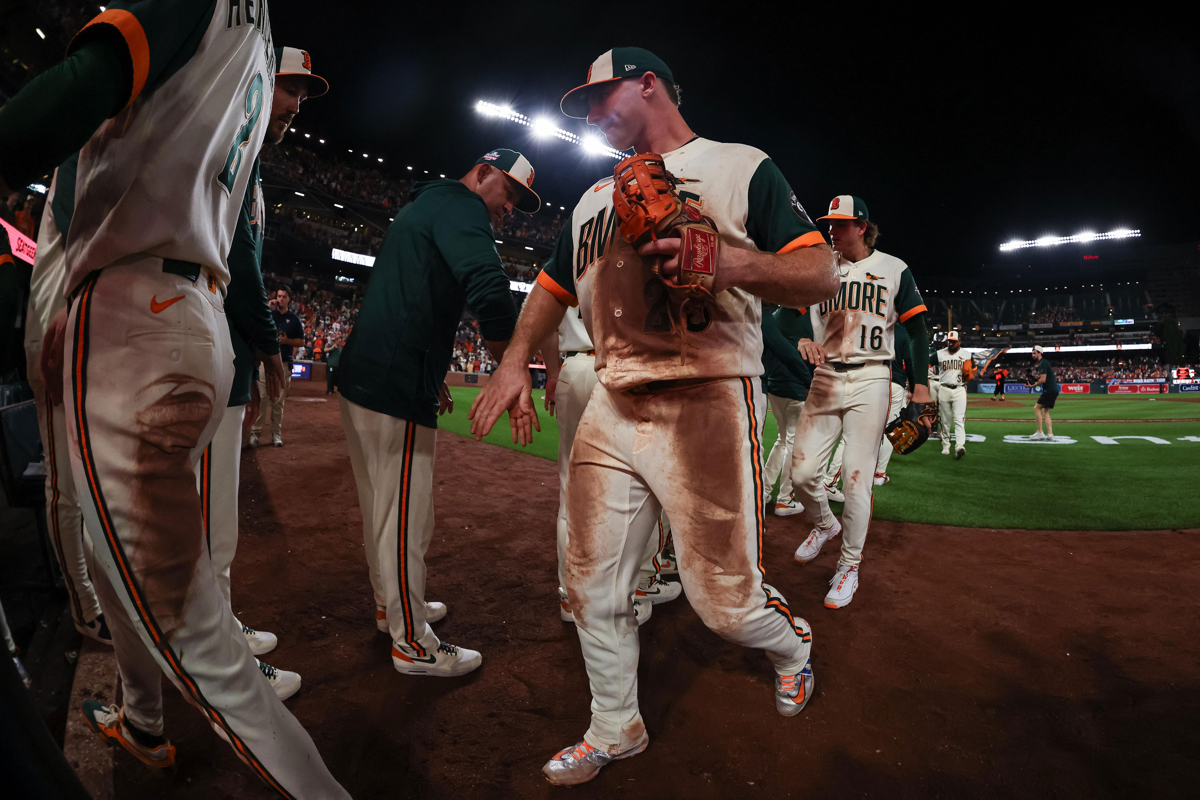 Orioles news: O's snap losing streak, open weekend with big win
