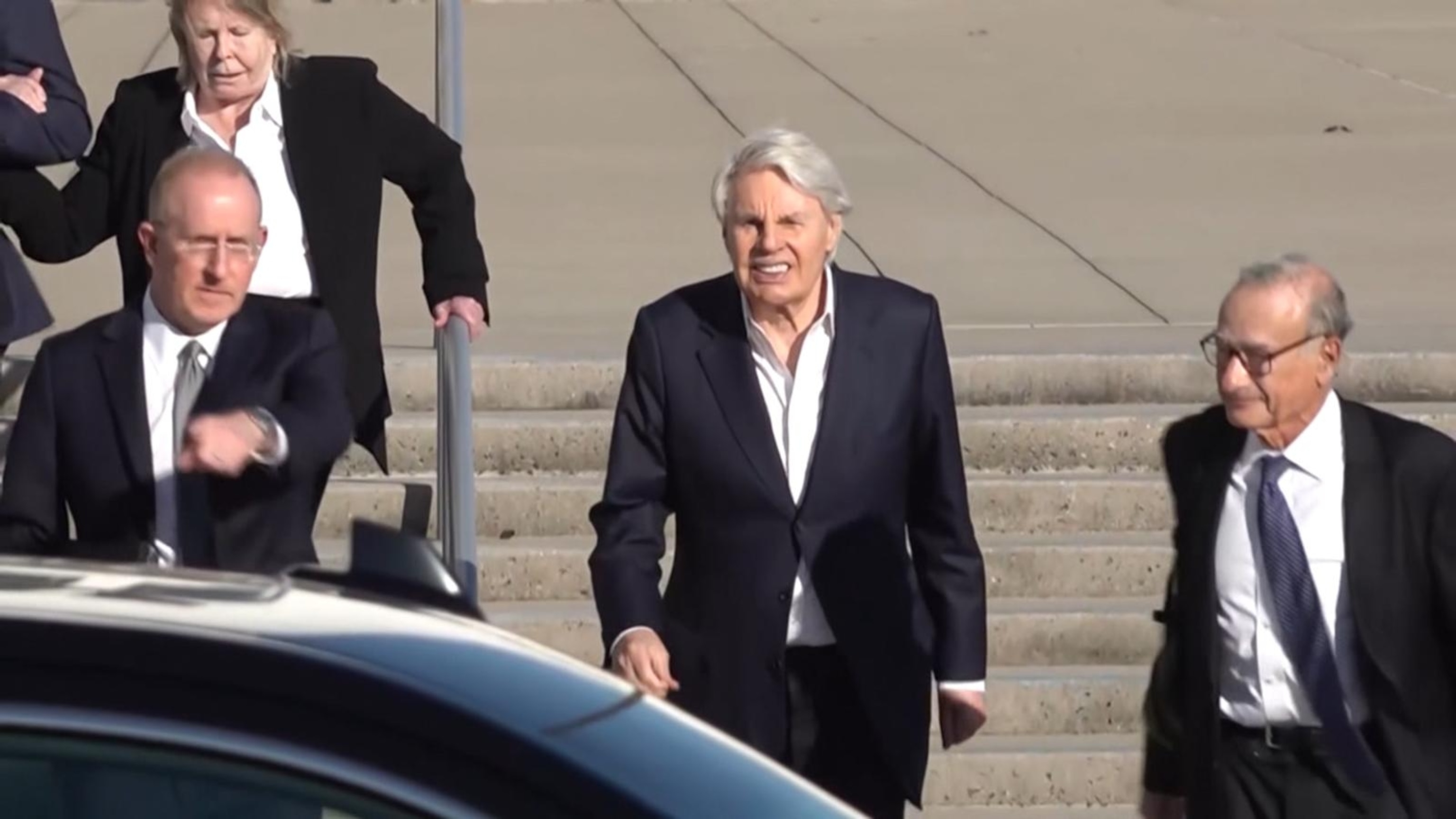 Ex-Abercrombie CEO competent for trial