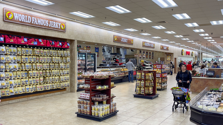 The one Buc-ee's beef jerky flavor we'll always pick up on a road trip