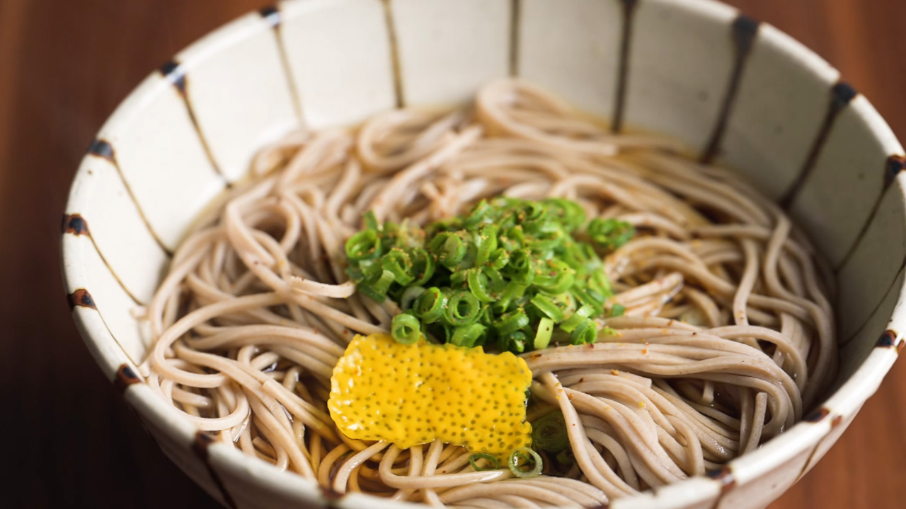 Secret Japanese broth technique for perfect traditional kake soba