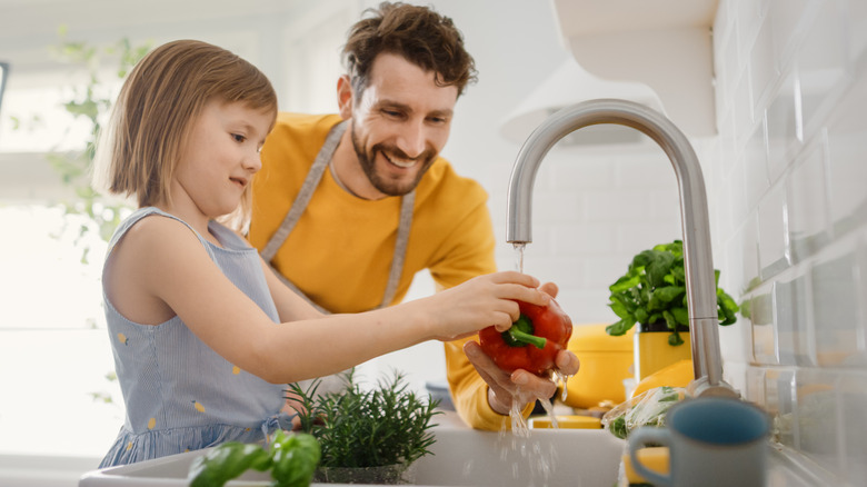 10 foods you don't actually have to wash