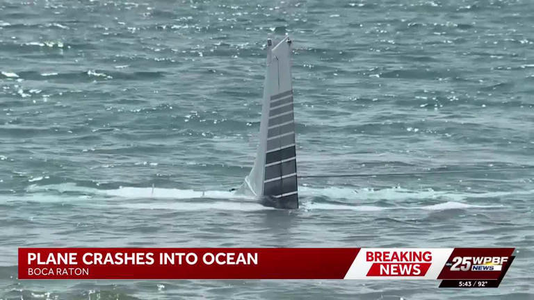 Videos show Piper plane landing in ocean near Boca Raton