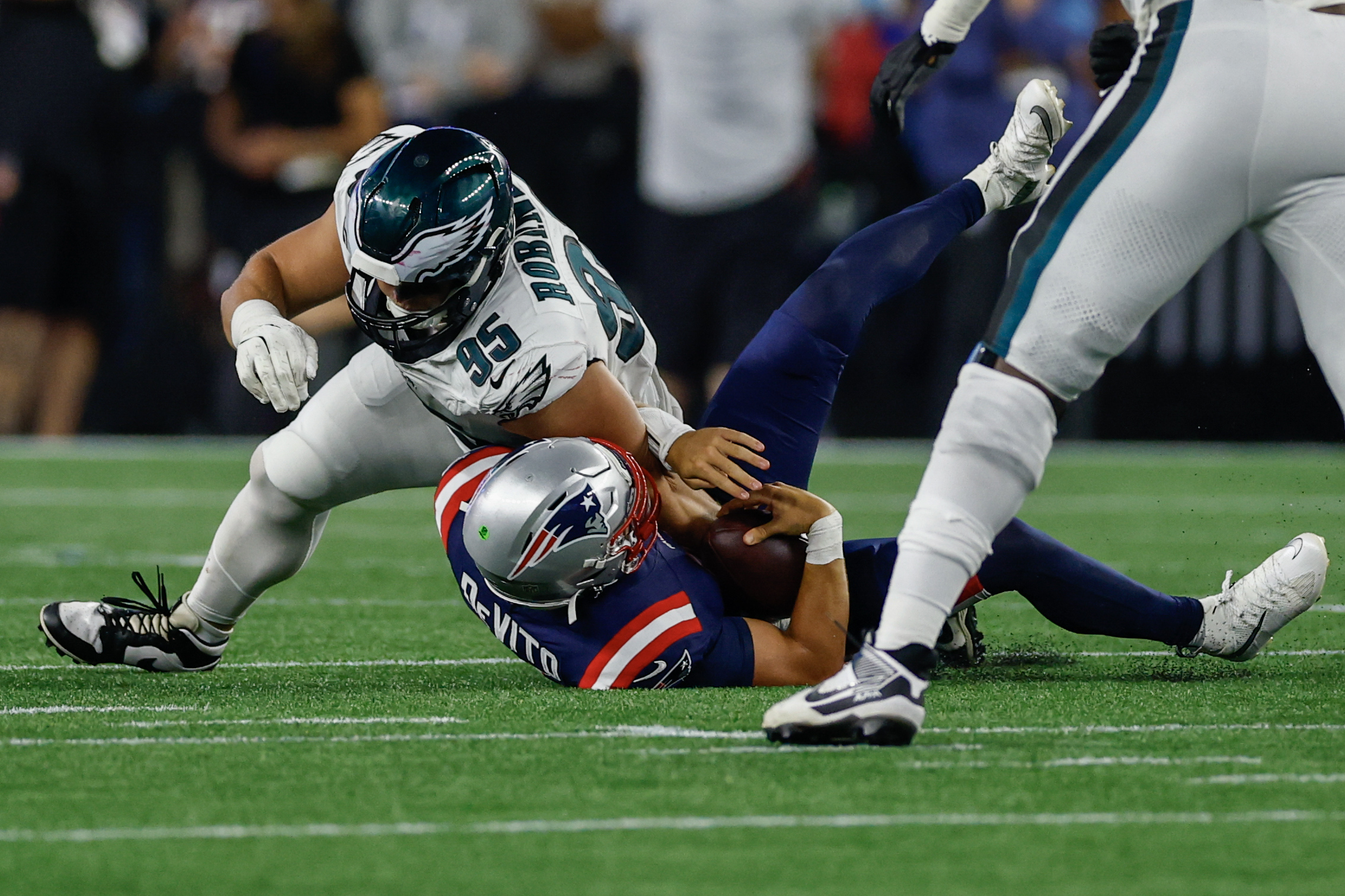 Eagles defensive tackle Ty Robinson, whose game was 'on life support,' quiets doubters with another strong showing