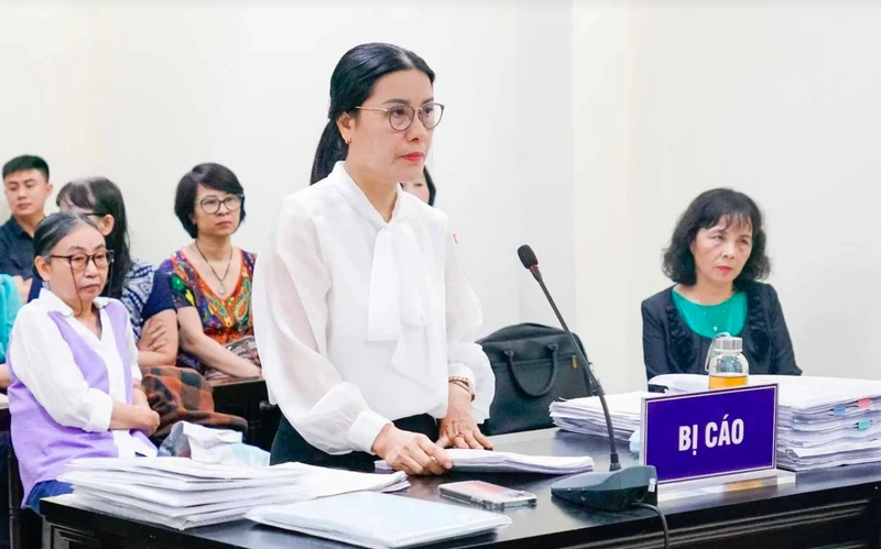 Lùi ngày phúc thẩm xem xét đơn kháng cáo kêu oan của cô giáo Nguyễn Thị Bình
