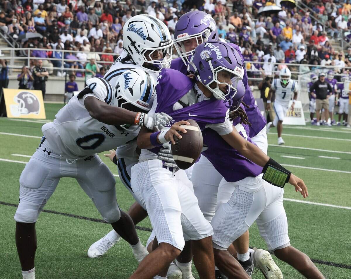 No. 1 Hough dominates Northwestern with defense, avoids upset to start the season