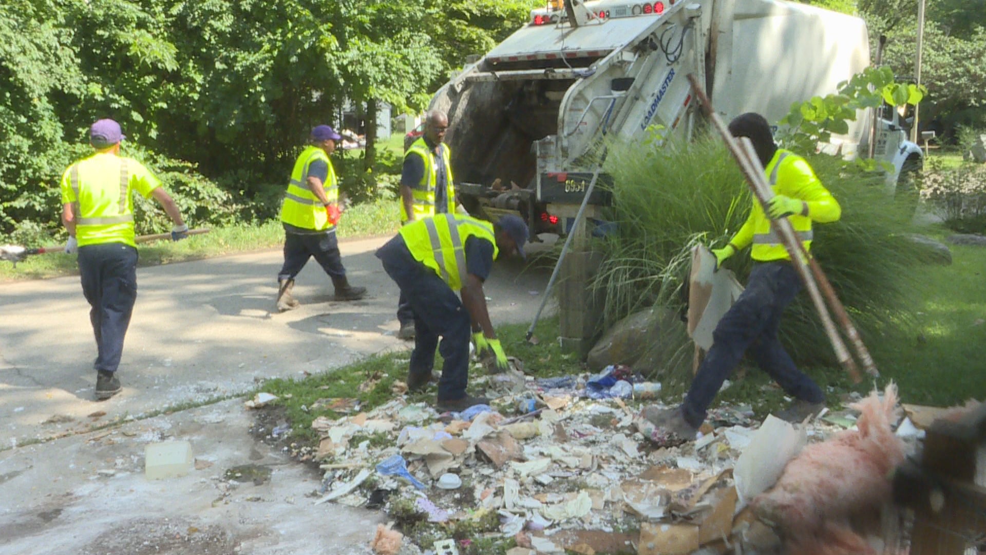 Indianapolis Department of Public Works executes full-day flood recovery effort Indy DPW executes major flood cleanup effort