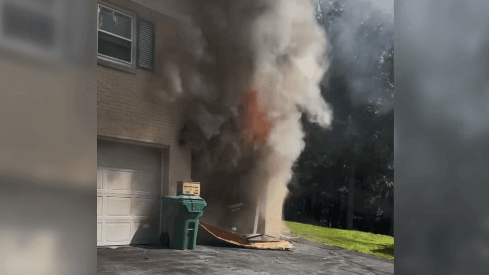 Vehicle catches on fire in garage of Franklin County home